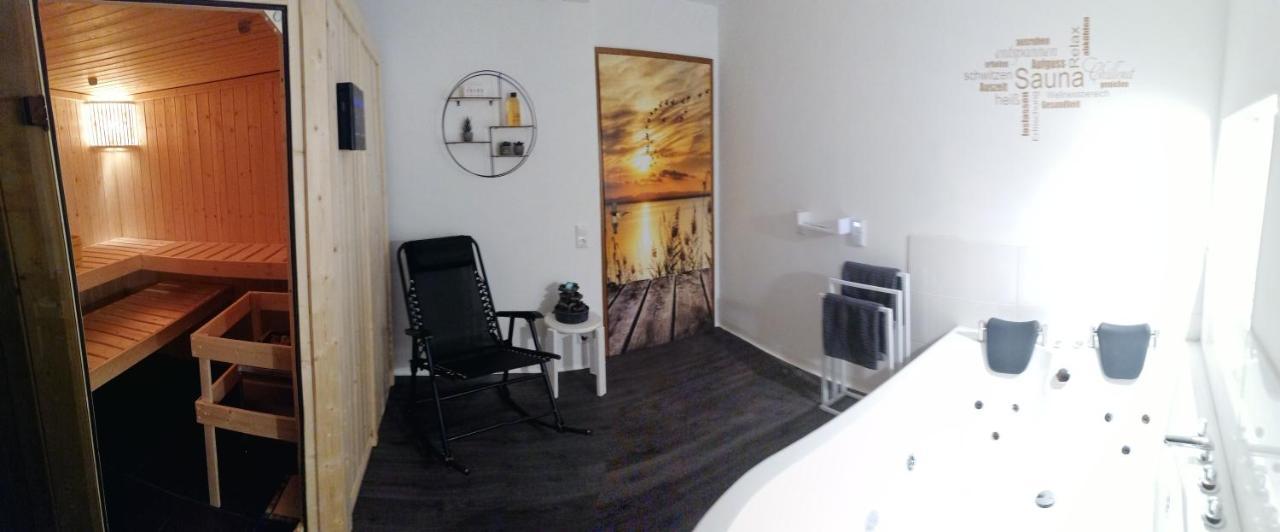 Ferienwohnung Christine Mit Sauna Und Whirlpool Utzerath Extérieur photo