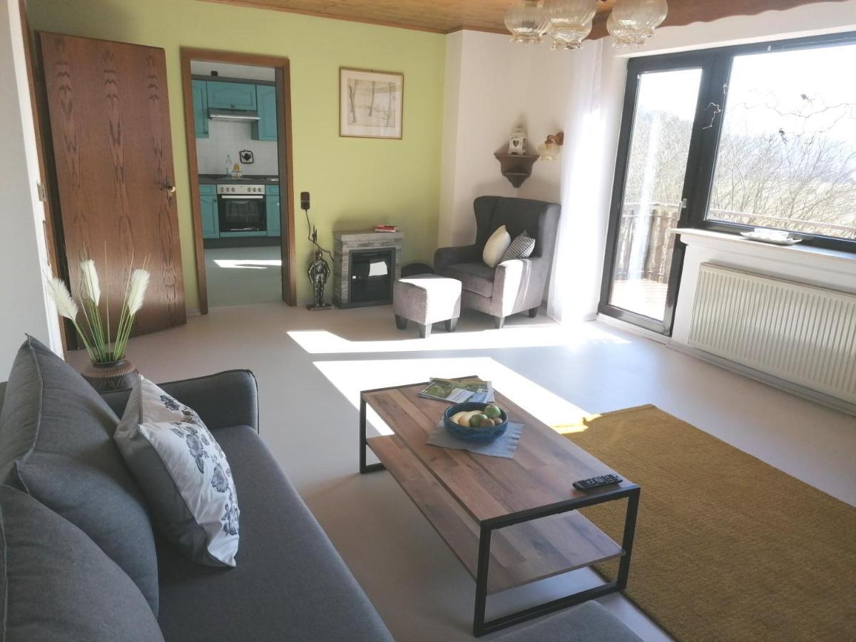 Ferienwohnung Christine Mit Sauna Und Whirlpool Utzerath Extérieur photo